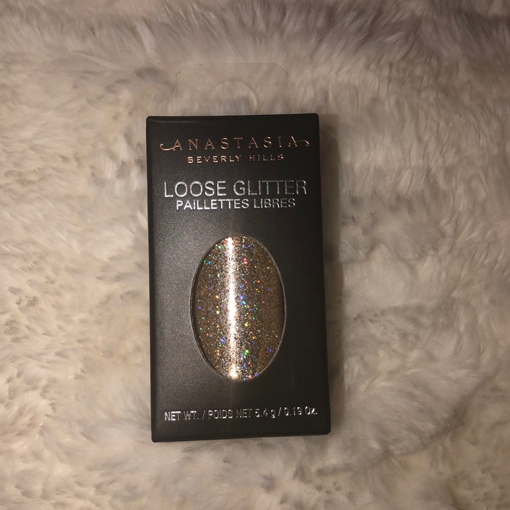 Anastasia Loose Glitter